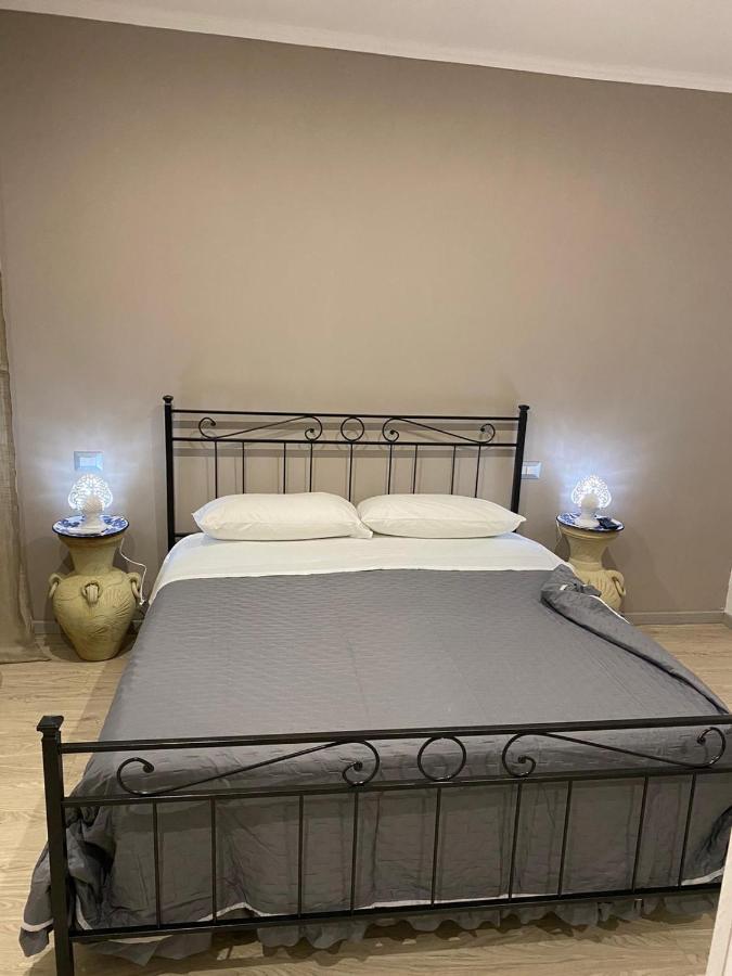 Agriturismo Tenuta La Monaca Aradeo Kültér fotó