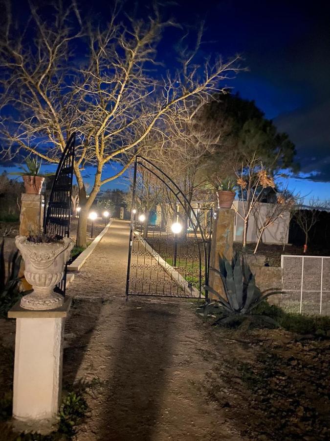 Agriturismo Tenuta La Monaca Aradeo Kültér fotó