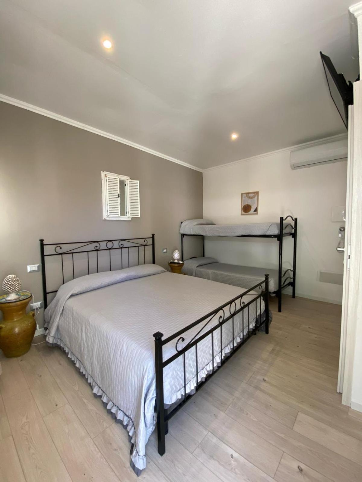 Agriturismo Tenuta La Monaca Aradeo Kültér fotó