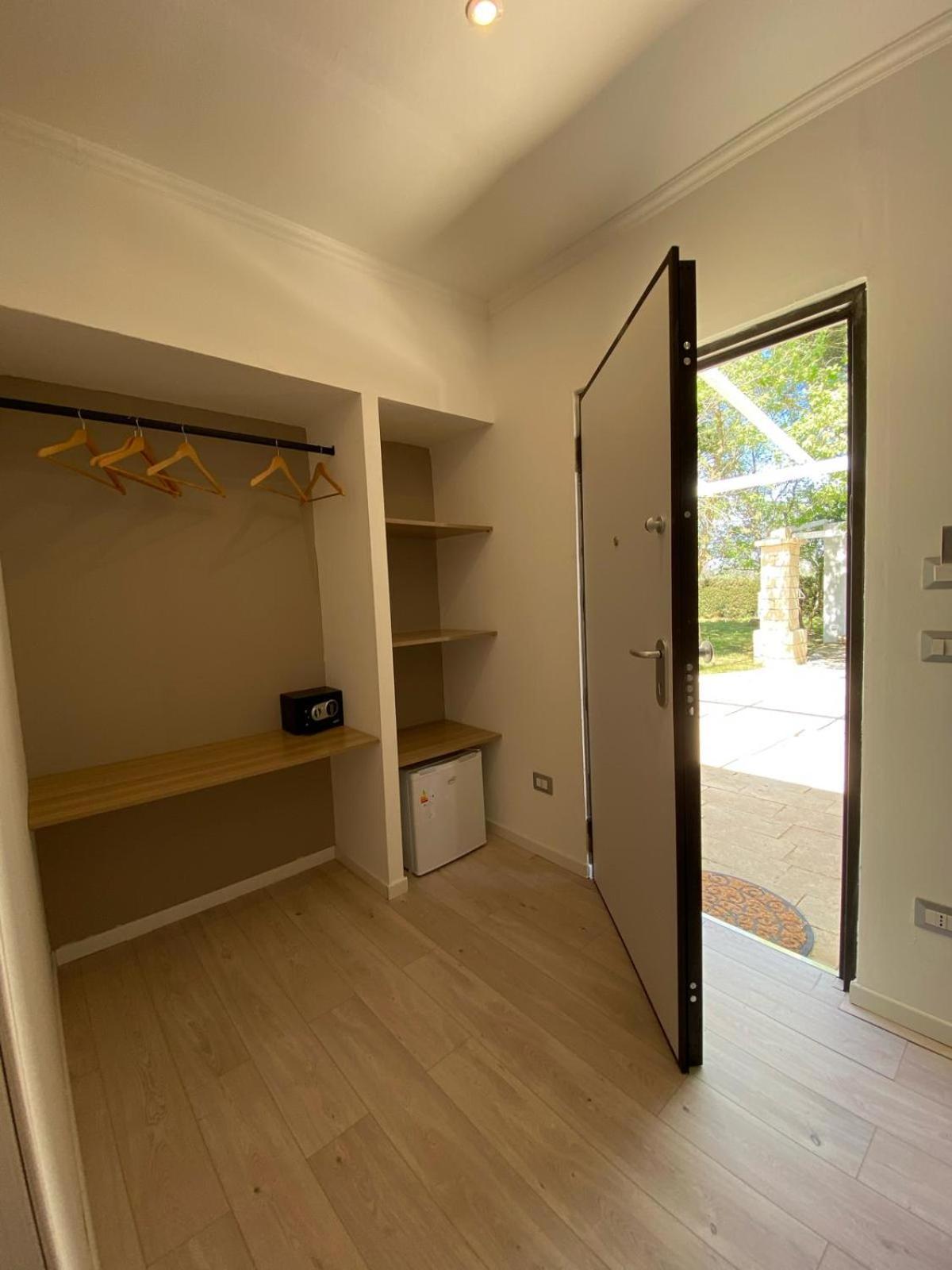 Agriturismo Tenuta La Monaca Aradeo Kültér fotó